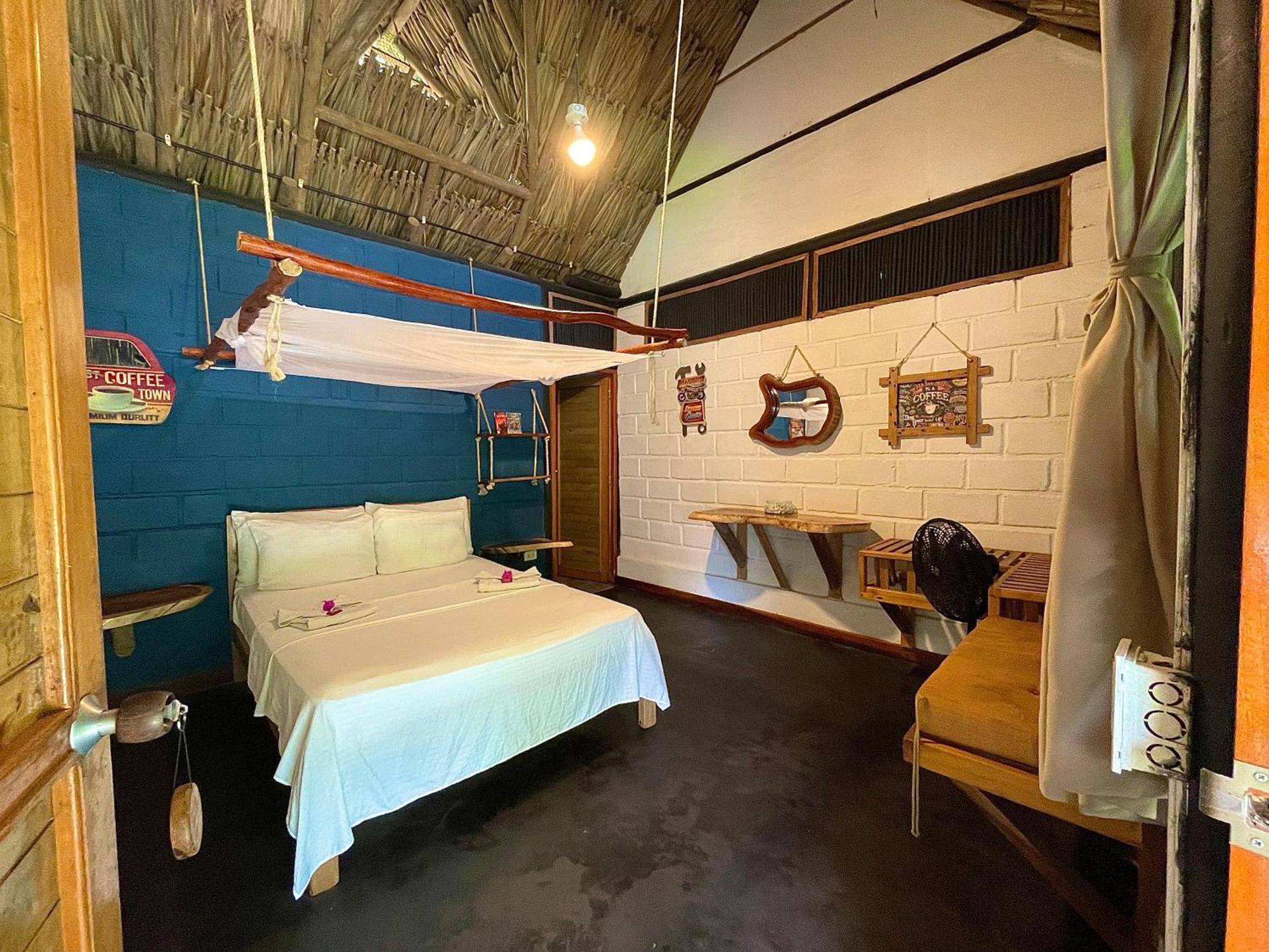 Bikini Hotel & Pool Palomino Exterior photo