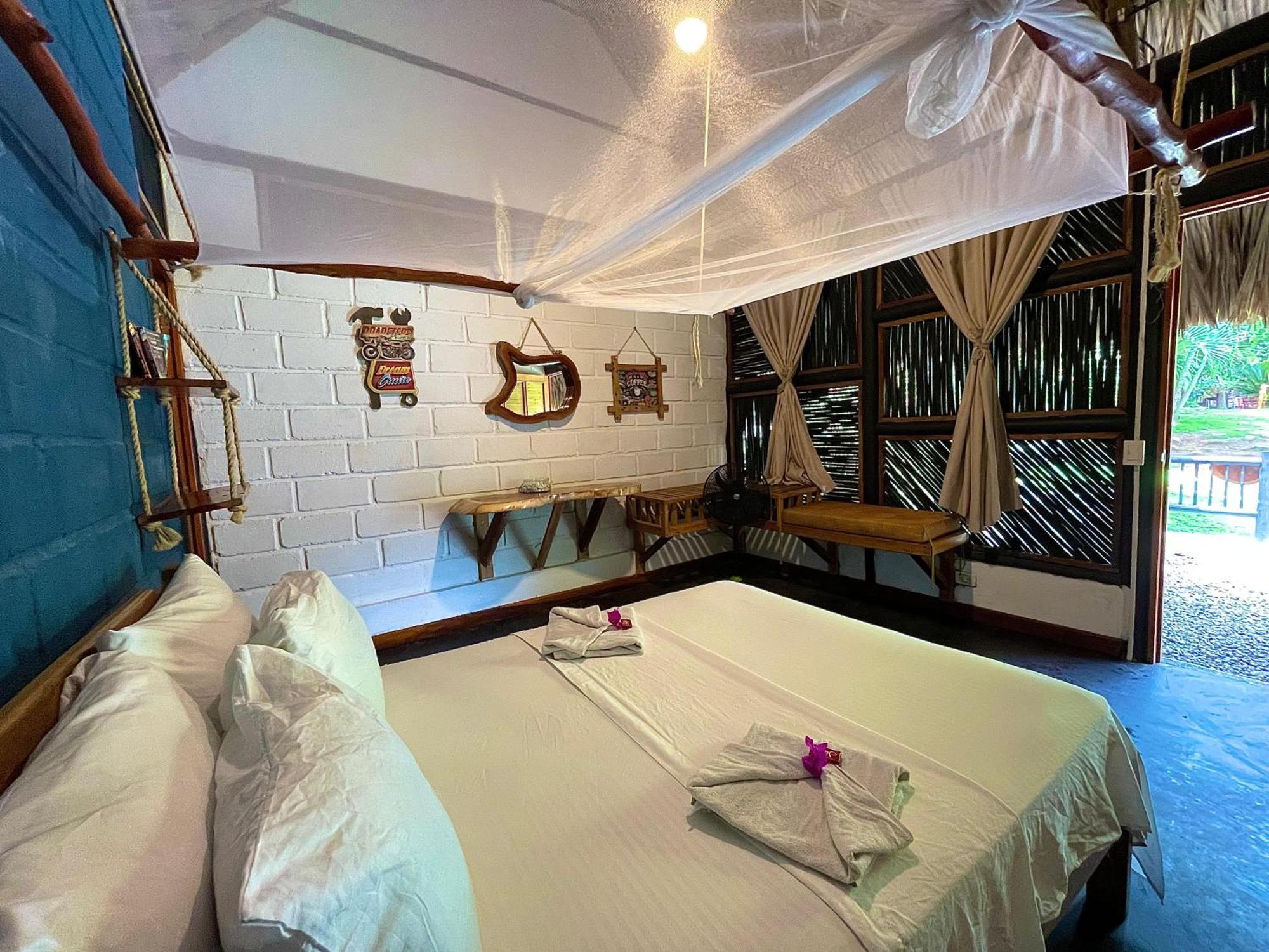 Bikini Hotel & Pool Palomino Room photo