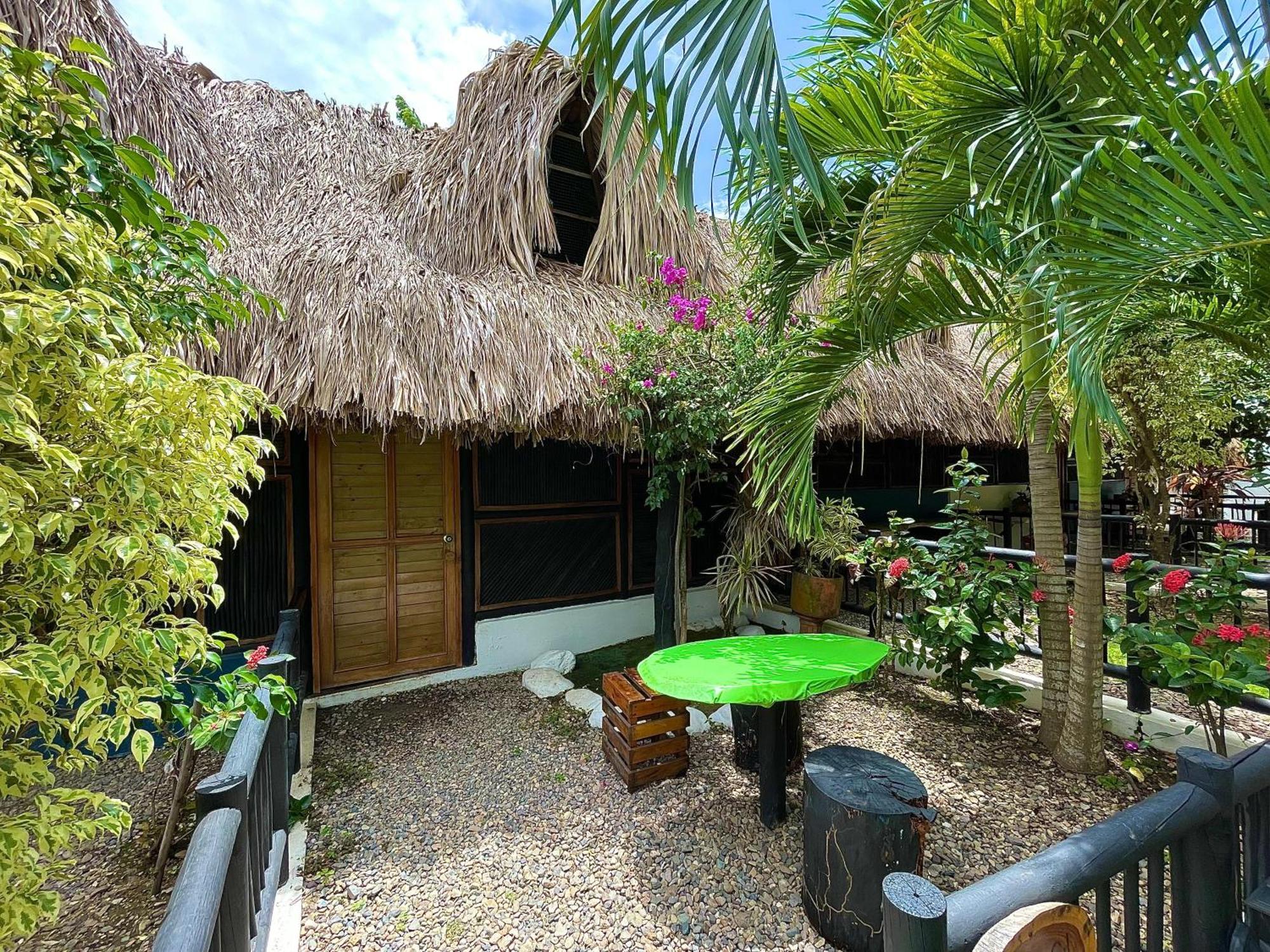 Bikini Hotel & Pool Palomino Exterior photo